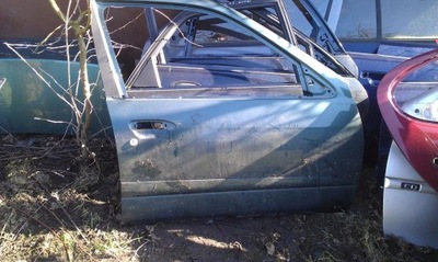 Nissan primera p11 lift - дверь правый перед фото №1