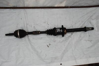 Toyota avensis t25 d4d 03-06 привідний вал передня права фото №1