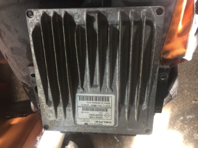 Бортовой компьютер двигателя renault twingo 1,5 dci r041b032f фото №1