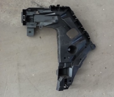 Volvo xc40 ii напрямна бампера задня задній фото №1