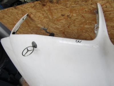 Mercedes w124 e klasa 93-96 капот передня оригінальний лак фото №1