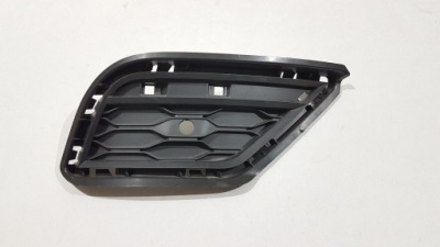 Volkswagen оригінальний номер 2ga807245c решітка бампера задня фото №1