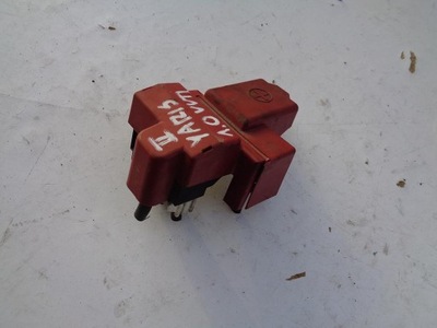 Клема плюсова toyota yaris 2 1.0 vvt-i фото №1