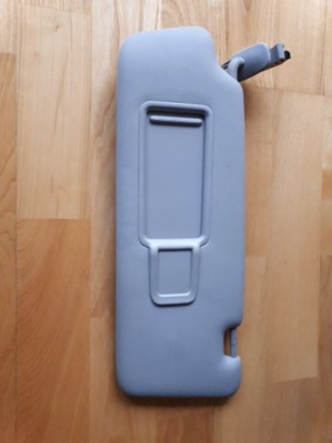 Защита солнцезащитная audi q5 8r 8k0857551aa aw7 фото №1