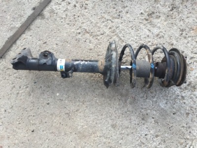 Bmw e36 амортизатор пружина лівий перед compact фото №1