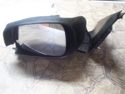 Suzuki swift ліва дзеркало 84702-62j20 фото №1