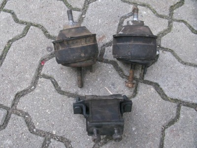 Ford transit 2.5 99 r подушка двигуна коробки фото №1