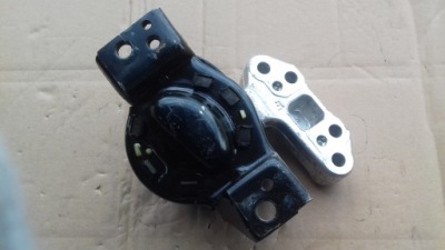 Кронштейн подушка двигуна citroen peugeot 9671185380 фото №1