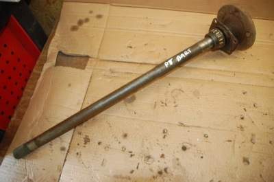 Приводной вал правая задняя cherokee xj 88-90 - bez c-klipa фото №1