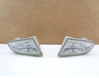 Toyota previa протитуманна фара правий оригінал фото №1