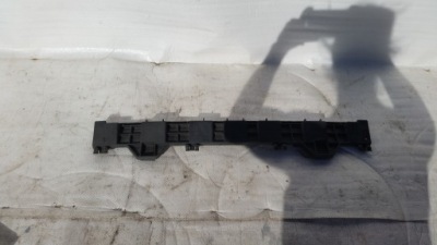 Напрямна кронштейн бампера задня mercedes w204 c фото №1