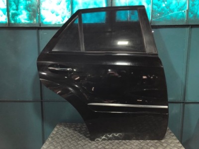 Mercedes ml w164 дверь правый задняя правое задние c040 фото №1