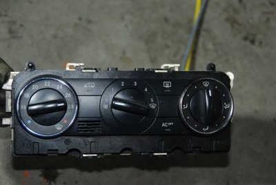 Mercedes a169 панель кондиціонера фото №1