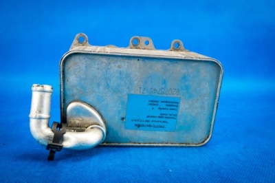 Радиатор масла audi a4 8k a6 a7 q5 8r 059117015p фото №1