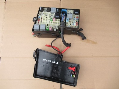 Ford focus mk3 корпус запобіжників фото №1