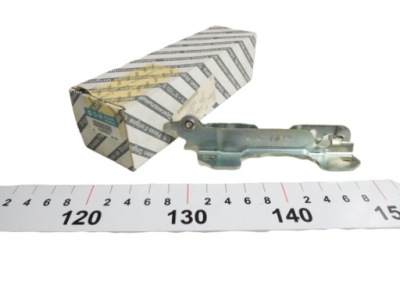 Петля капот левый alfa romeo 159 05-11 60688321 фото №1