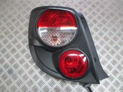 Лампа ліва lub права chevrolet aveo hb t300 11r- фото №1