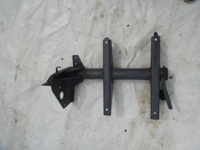 Кронштейн труба трубка кронштейн кронштейн крила праве daf 45 lf колеса 17,5 фото №1