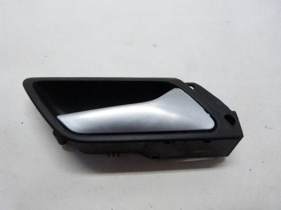 Vw jetta vi ручка внутрішня правий задня 10-18 фото №1