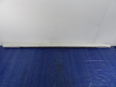 Молдинг порог правая audi a1 s-line 5d фото №1