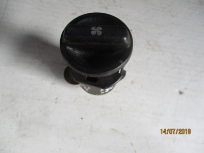 7813/2 вимикач обдув ford fiesta mk3 1988-95r фото №1