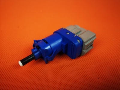 Volvo v40 ii d3 датчик світла стоп-сигнал 96854-aa фото №1