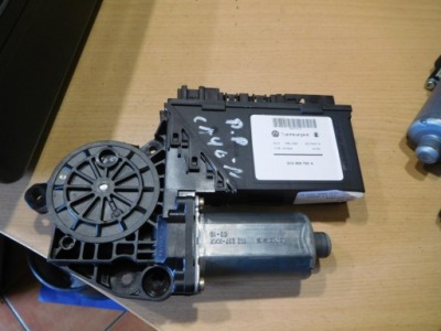 Моторчик окон правый перед cayenne 3d2959793a фото №1