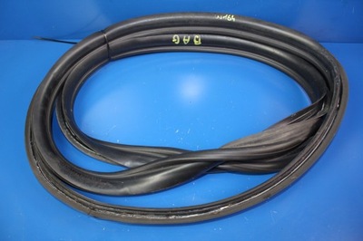 Mercedes ml w164 прокладка крышки багажника задняя фото №1