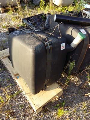 Mercedes actros mp3 mp2 axor atego бак kpl adblue 85l 9304700415 фото №1