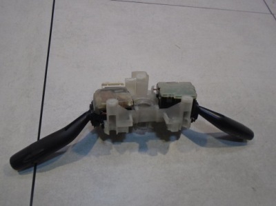 Перемикач комбінований mazda premacy 2.0ditd 4ge6t фото №1