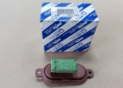 Оригінал fiat lancia резистор вентилятор 71732251 фото №1