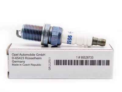 Свічка запалювання оригінальний номер opel meriva b mokka 1.4 фото №1