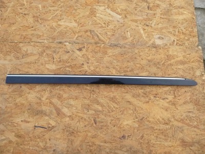 Mercedes w251 молдинг бічна двері правий перед фото №1
