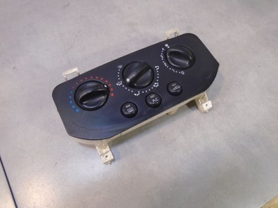 Панель обдув кондиционера clio ii 654982e фото №1