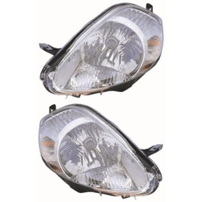 Фари ліхтарі  fiat punto 08- комплект  лівий правий фото №1