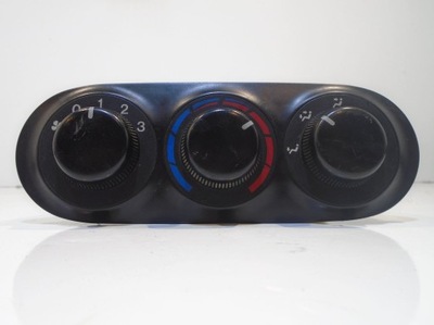 Панель керування обдув задня mazda mpv фото №1