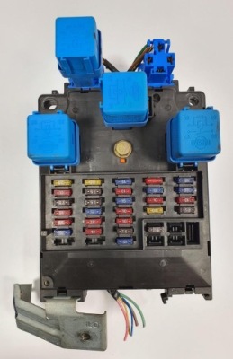 Коробка предохранителей nissan micra k11 252309f900 фото №1