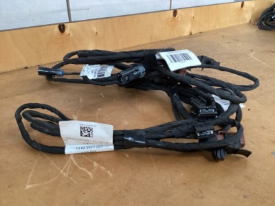 Mercedes e w214 жгут трубопровод камеры a2145403717 фото №1