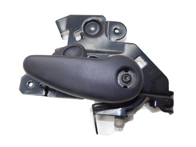 Opel vivaro ручка внутренняя дверь боковых левая фото №1