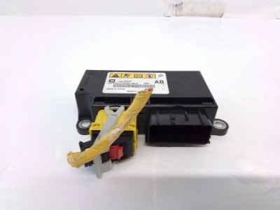 Chevrolet orlando модуль датчик подушек подушка безопасности 13582437 фото №1
