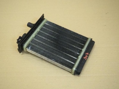 Радіатор обігрівач повітря peugeot 307 фото №1