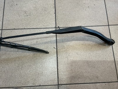 SOPORTE LIMPIAPARABRISAS DERECHA PARTE DELANTERA AUDI A8 D2  