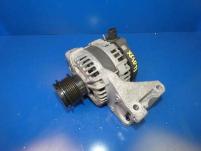 Volvo xc40 1.5 t3 turbo генератор фото №1