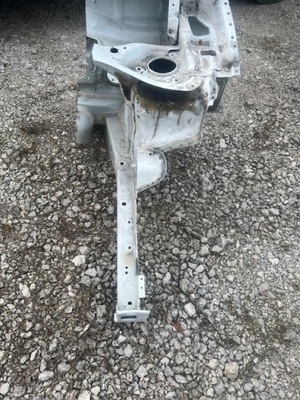 Kia sorento iii um чверть лонжерон ліва фото №1