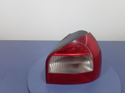 Audi a3 8l lift лампа задняя правая задняя 8l0945096c фото №1