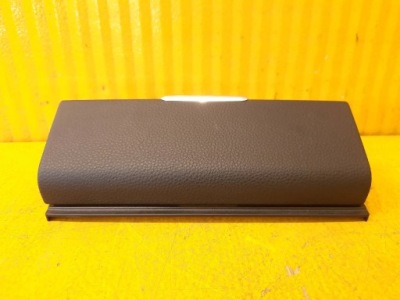 Porsche macan 95b защита пепельница заглушка 95b858100 фото №1