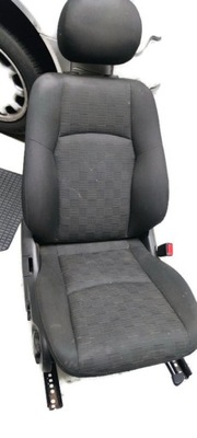 Mercedes w203 сидіння правий classic lift фото №1