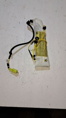 Toyota yaris iii 11-17 подушка сидіння права фото №1