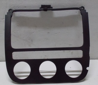 Vw golf v kombi 2.0 tdi 09r рамка радио 1k0858069d фото №1