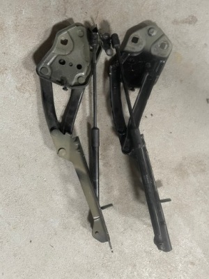 Volvo xc40 ii петля капот правий лівий 717 фото №1